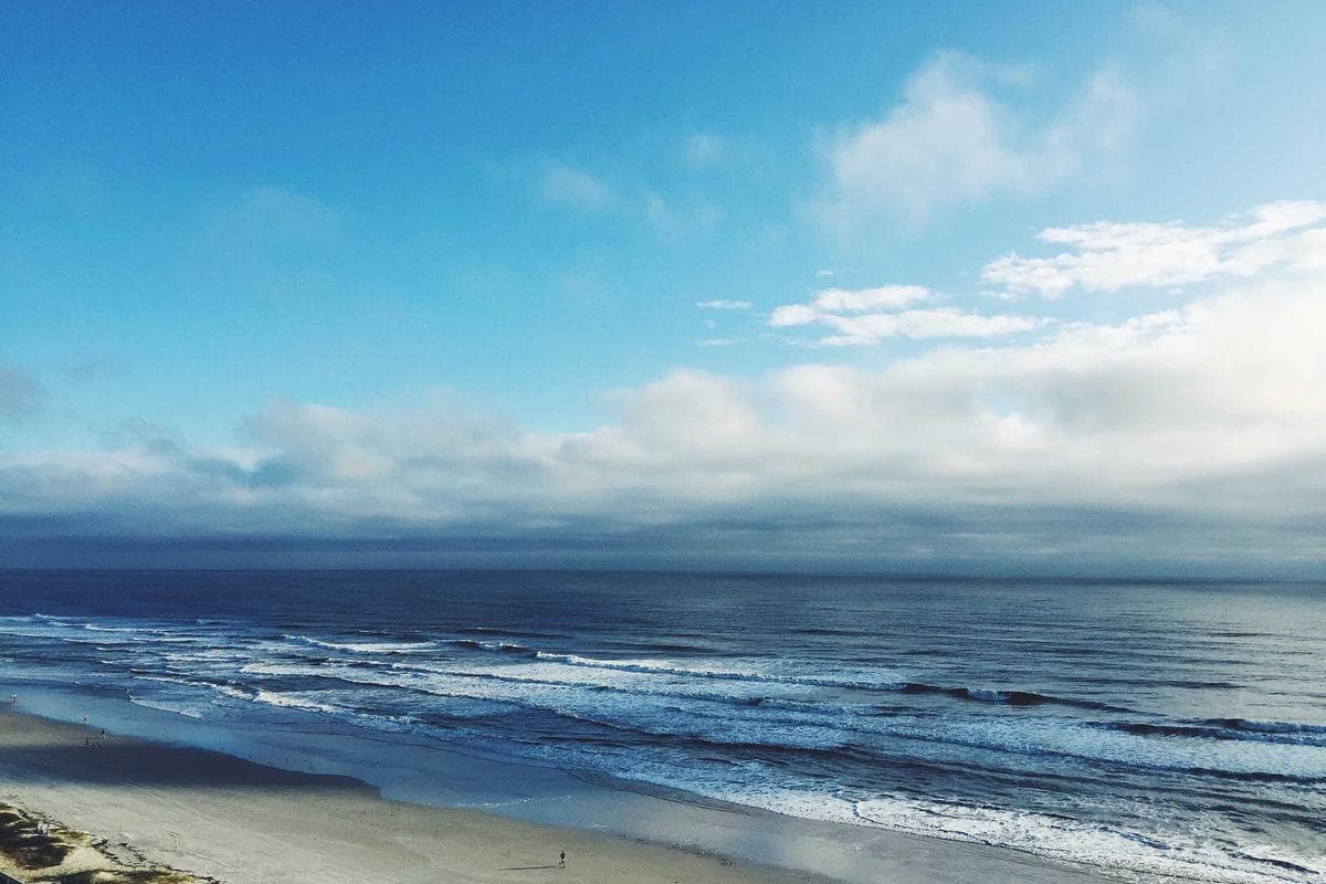 Contemporary Villa in Marbella's Golden Mile - Photo 2